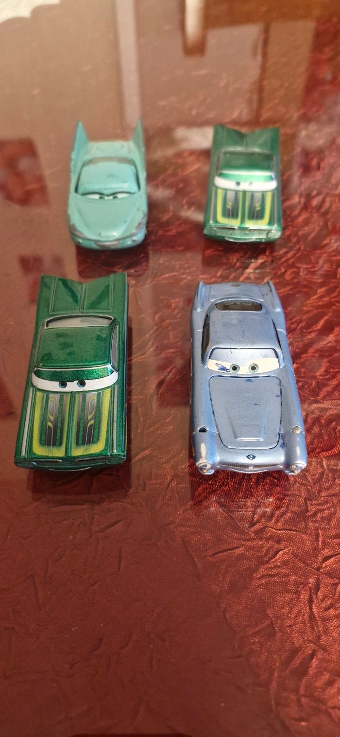 Lot de véhicule du film Cars