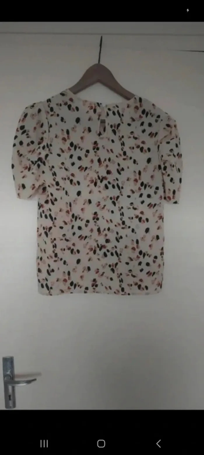 Blouse manches courtes - photo numéro 2