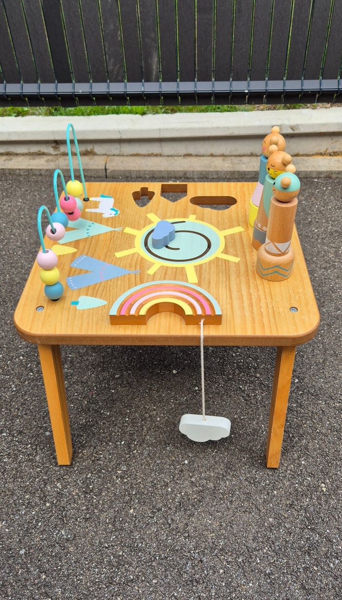 Table d'activités en bois - photo numéro 3