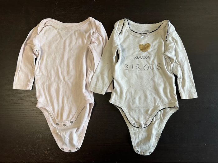 Lot de 12 bodies taille 9 mois - photo numéro 3