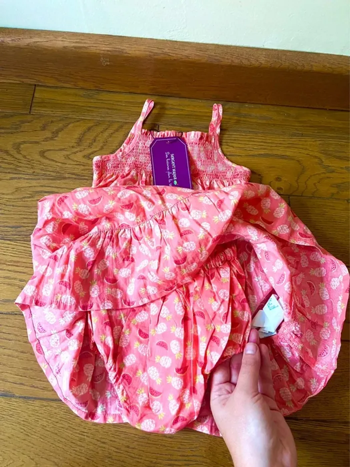 sublime ensemble Robe +bloomer bebe Sergent Major 12M rose imprime fruits smock neuf etiquette - photo numéro 3