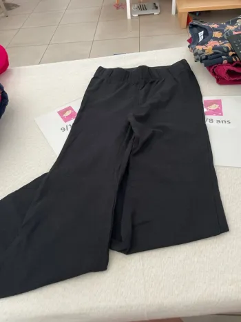 Pantalon h&m 8/9 ans neuf