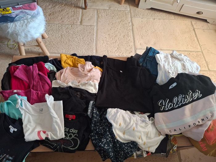 Lot de vêtements fille 10/12 ans.