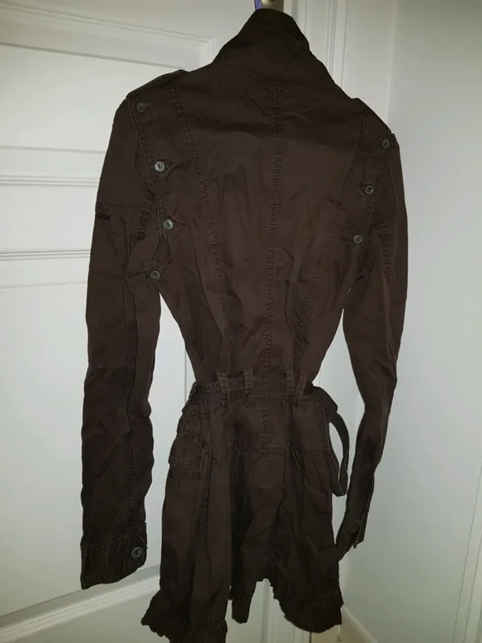 Trench 14 ans - photo numéro 2