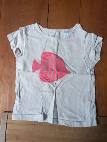T-shirt créé en France, coton blanc thème poisson rose, 12 a 18 mois