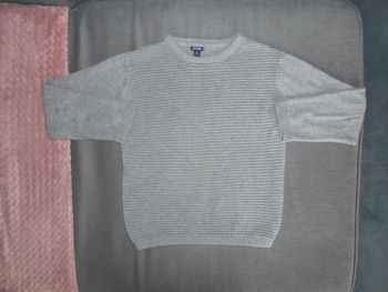Pull (Kiabi), taille: 6 ans