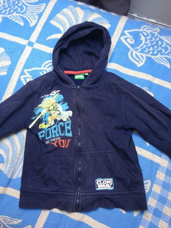 Gilet star wars pour un garçon de 8 ans