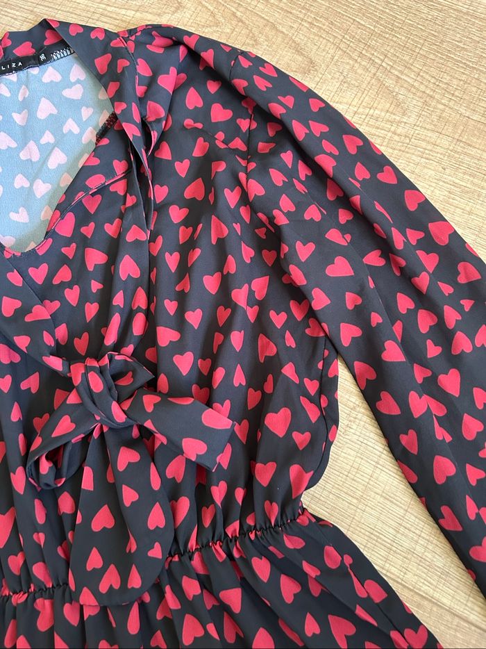 Robe noire et rouge à manches longues LolaLiza taille 36 comme neuve - photo numéro 9