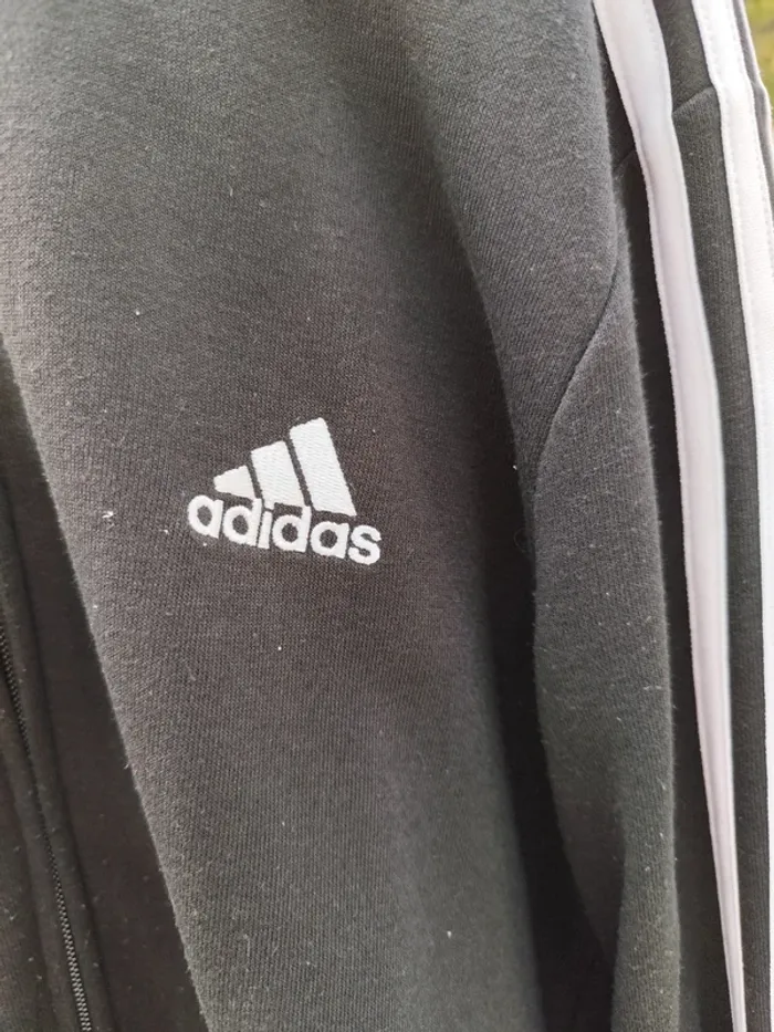 Veste zippée Adidas noire taille 40/42 - photo numéro 2