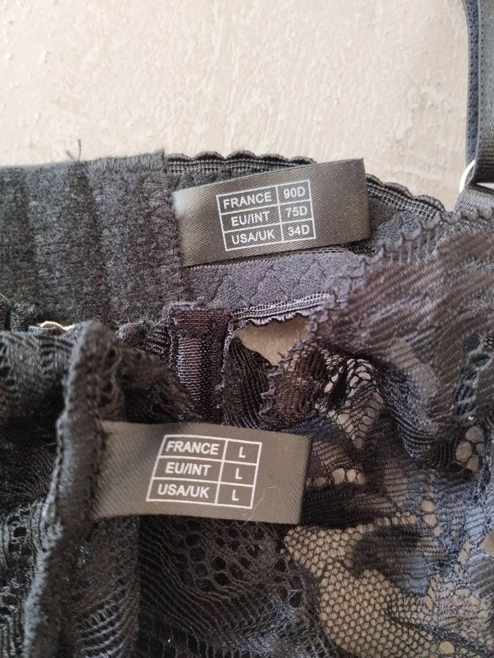 Ensemble noir soutien gorge / culotte - photo numéro 5