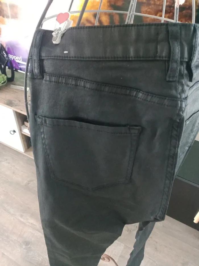 Pantalon jeans noir - photo numéro 8