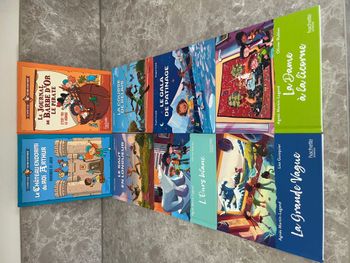 lot 8 livres Mc donald neufs