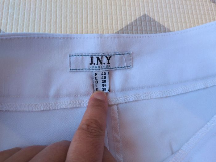 Pantalon blanc J.N.Y - photo numéro 3