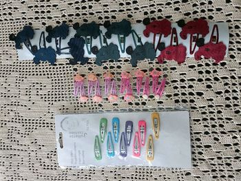 17 paires de barettes à cheveux