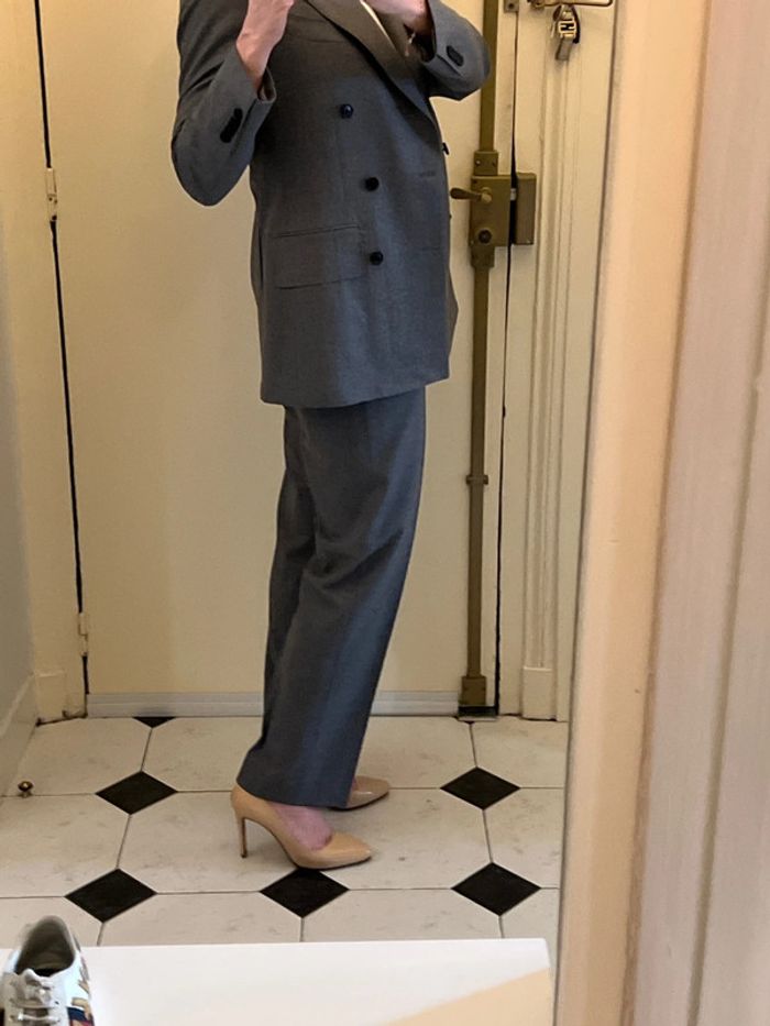 Tailleur pantalon gris clair veste croisée 6 boutons en laine et cachemire - Suitsupply - photo numéro 3