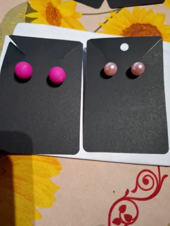 Magnifique lot de boucles d oreille femme neuve