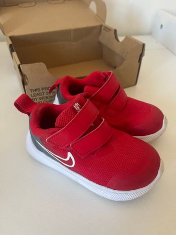 Basket Nike taille 22