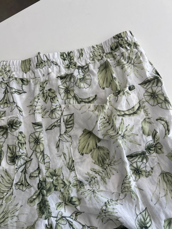 Pantalon large d’été – Zara – Taille M – Blanc à palmiers verts – Léger & fluide - photo numéro 6