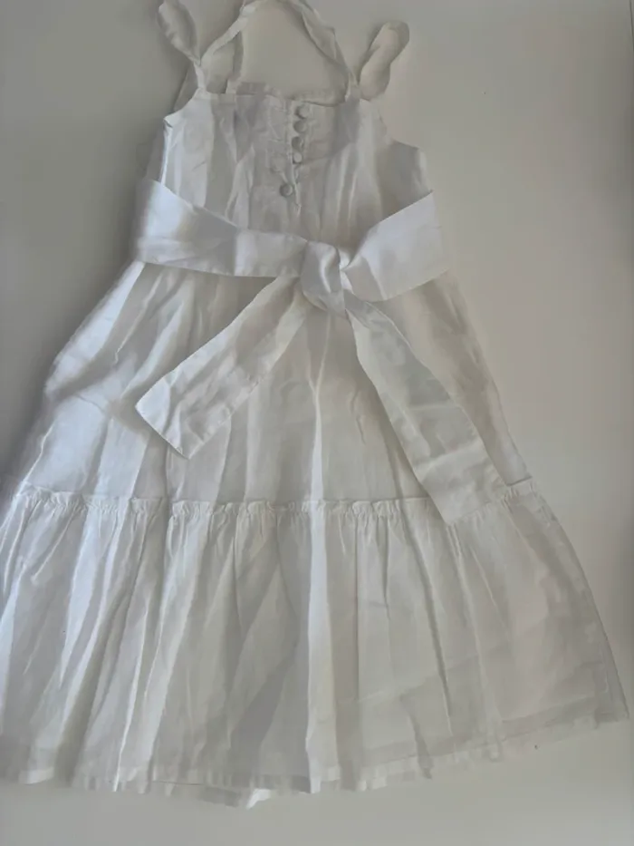 Robe blanche 6 ans - photo numéro 4