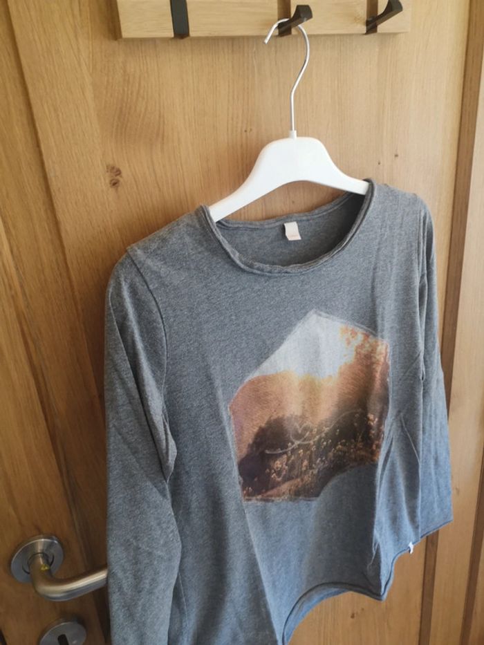 T-shirt Esprit en gris à imprimé coloré 12 ans - photo numéro 3