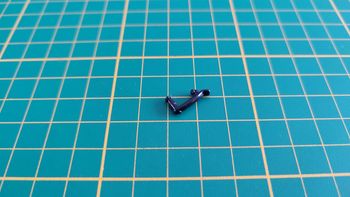 Attache capot pièce détachée miniature Bburago Burago Jaguar type E 1961 1/18 1/18e 1/18ème #C35