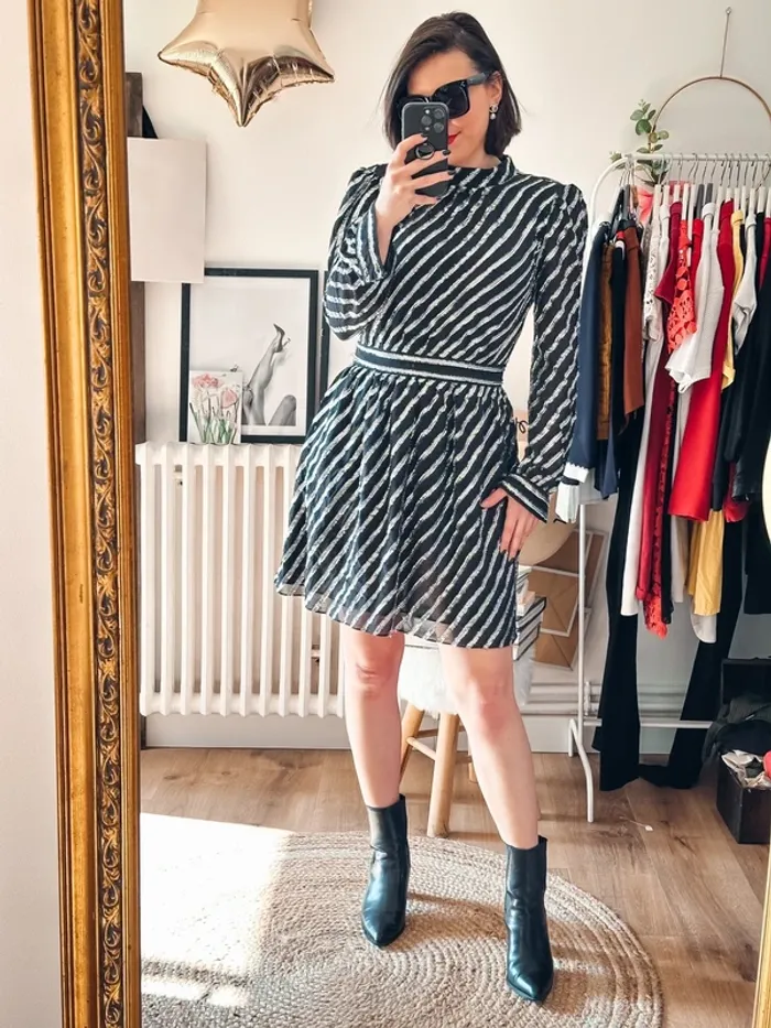 Robe Michael Kors noir et argent taille 38 - photo numéro 3