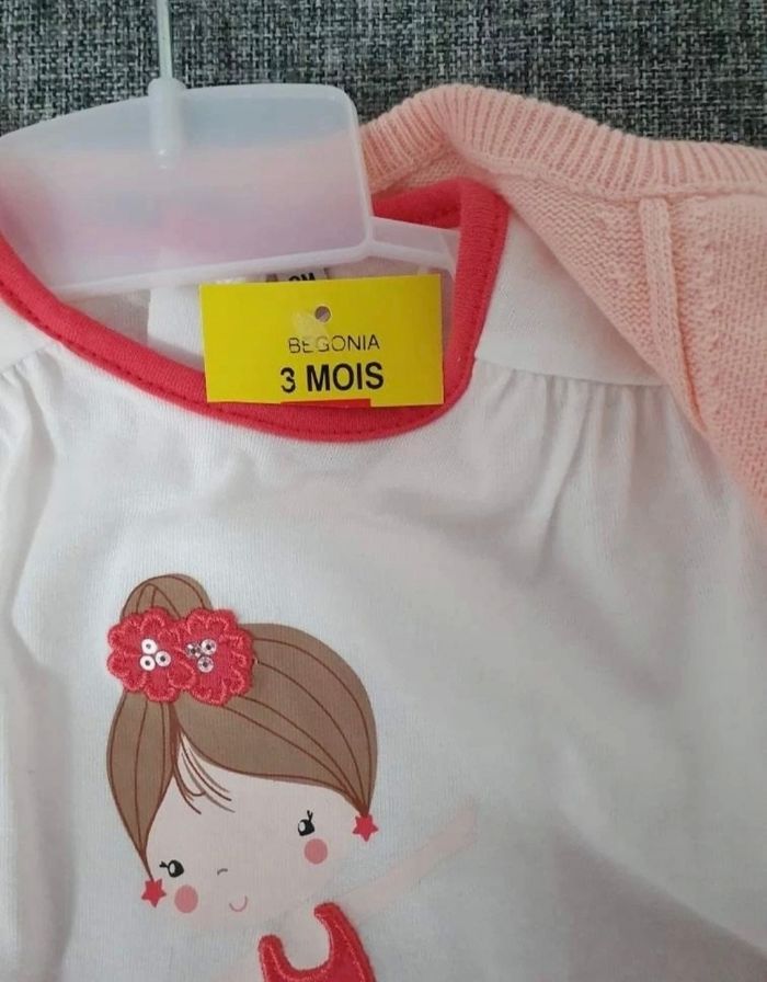 Ensemble fille - photo numéro 3