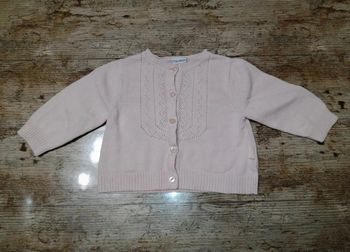 Joli gilet fine maille fille 3 mois