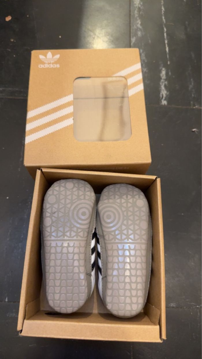 Baskets Adidas Samba - photo numéro 3