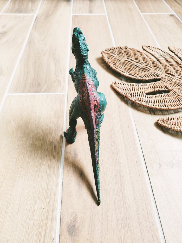 🦖 Dinosaure Concavenator articulée Jurassic World/Jurassic park  Mattel - photo numéro 3