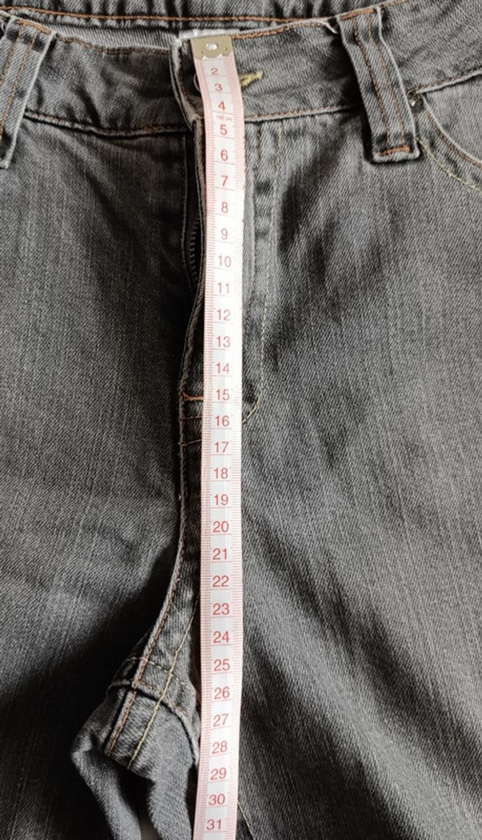 Jeans gris clair. Petit 44. Active Wear. - photo numéro 7