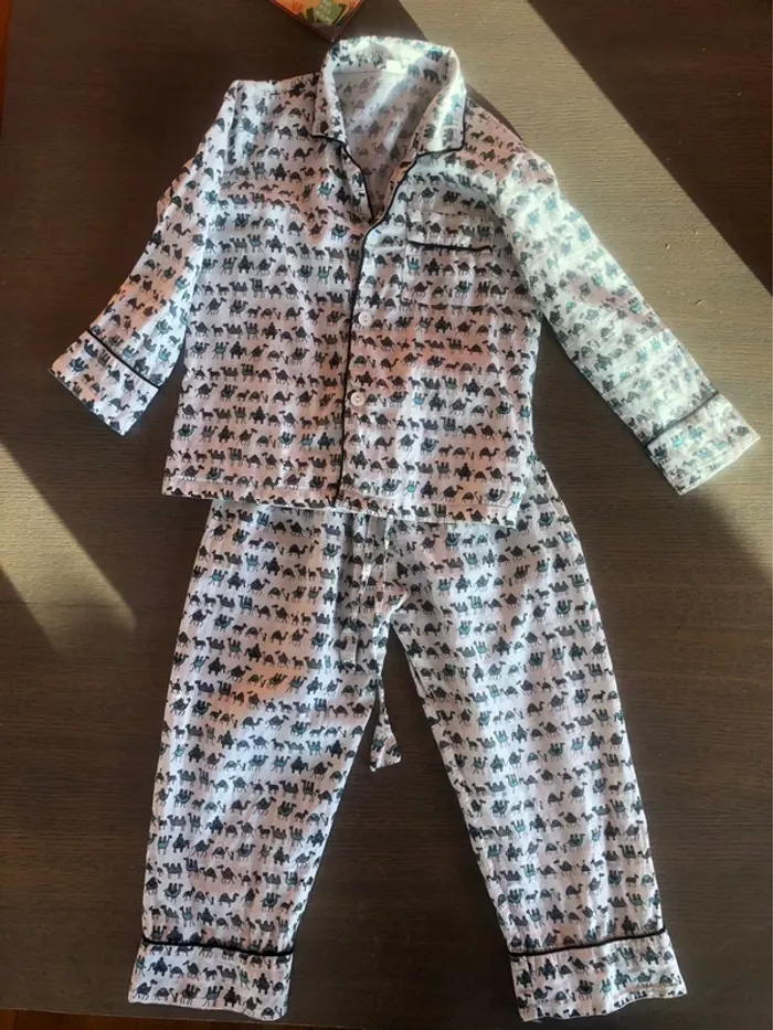 Pyjama 2 pièces 3/4ans - photo numéro 2