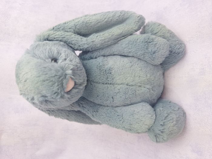 Peluche Jellycat de collection retired lapin Bashful Dusky Blue Bunny original medium BAS3DUSKB neuf - photo numéro 6