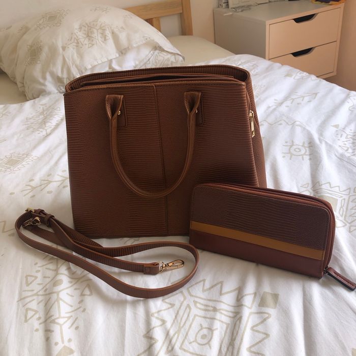 Sac à main et porte monnaie