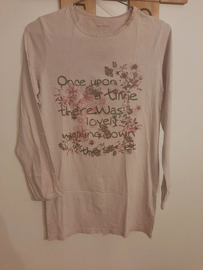 Robe de nuit in extenso