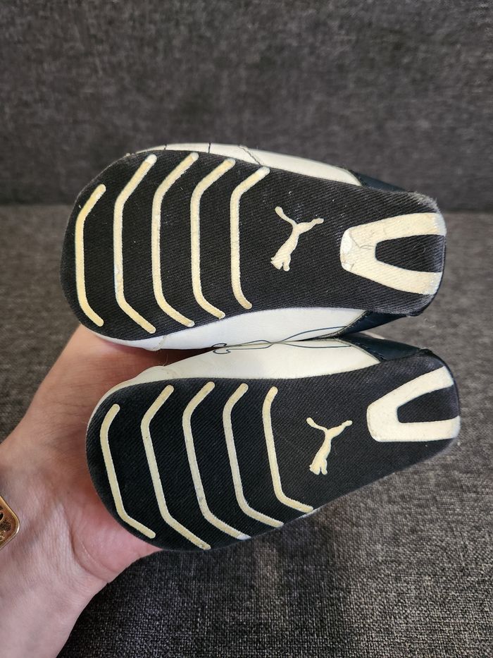 Chaussures souple bébé Puma - photo numéro 2