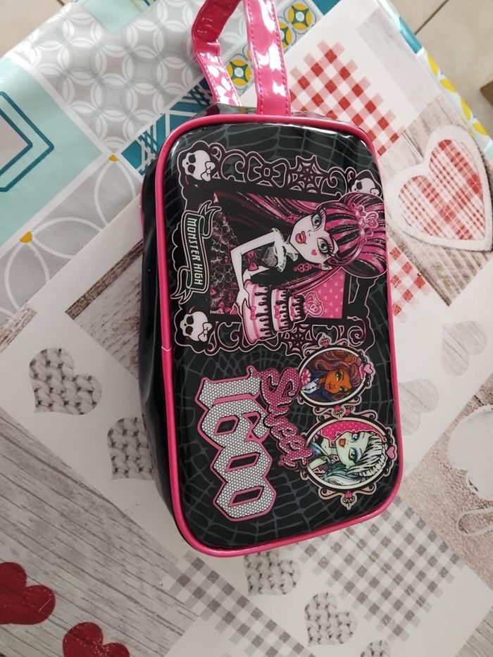 trousse de toilette - photo numéro 2