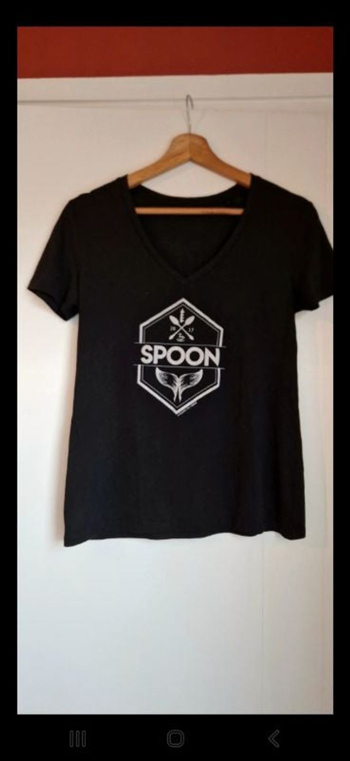 T-shirt noir Spoon Demain Nous Appartient