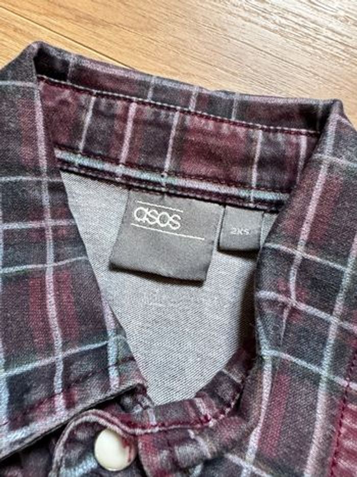 Chemise manches longues Asos à carreaux bordeaux et marine - photo numéro 2