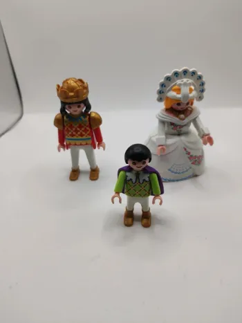 Personnages carosse playmobil