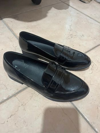 Mocassins noirs vernis