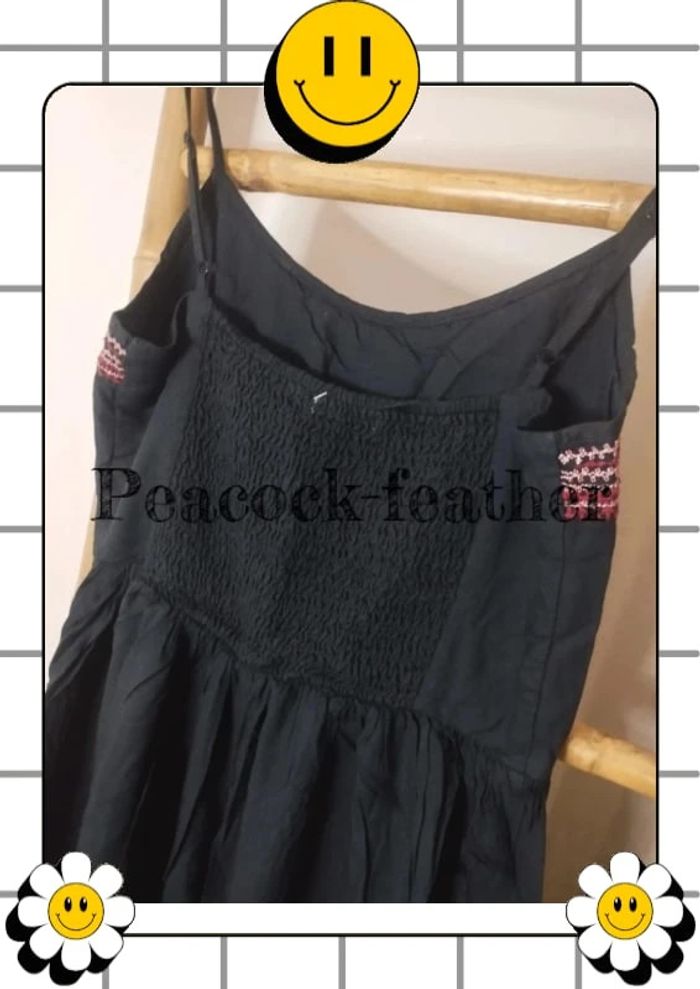 Robe noire et bordeaux 38 - photo numéro 9