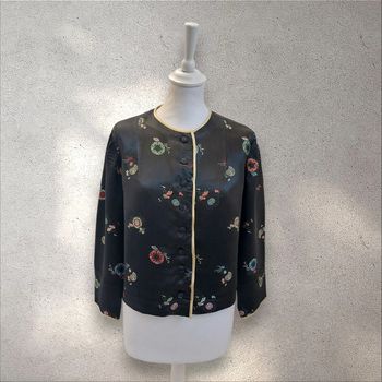 Veste satinée broderies vintage asiatique modèle unique