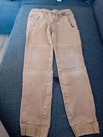 Pantalon chinois garçon en 9 ans