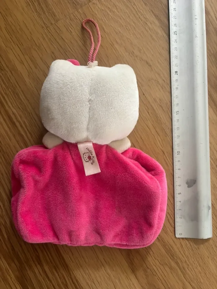Peluche Hello Kitty - photo numéro 2