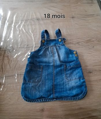 Robe jeans tape à l'œil
