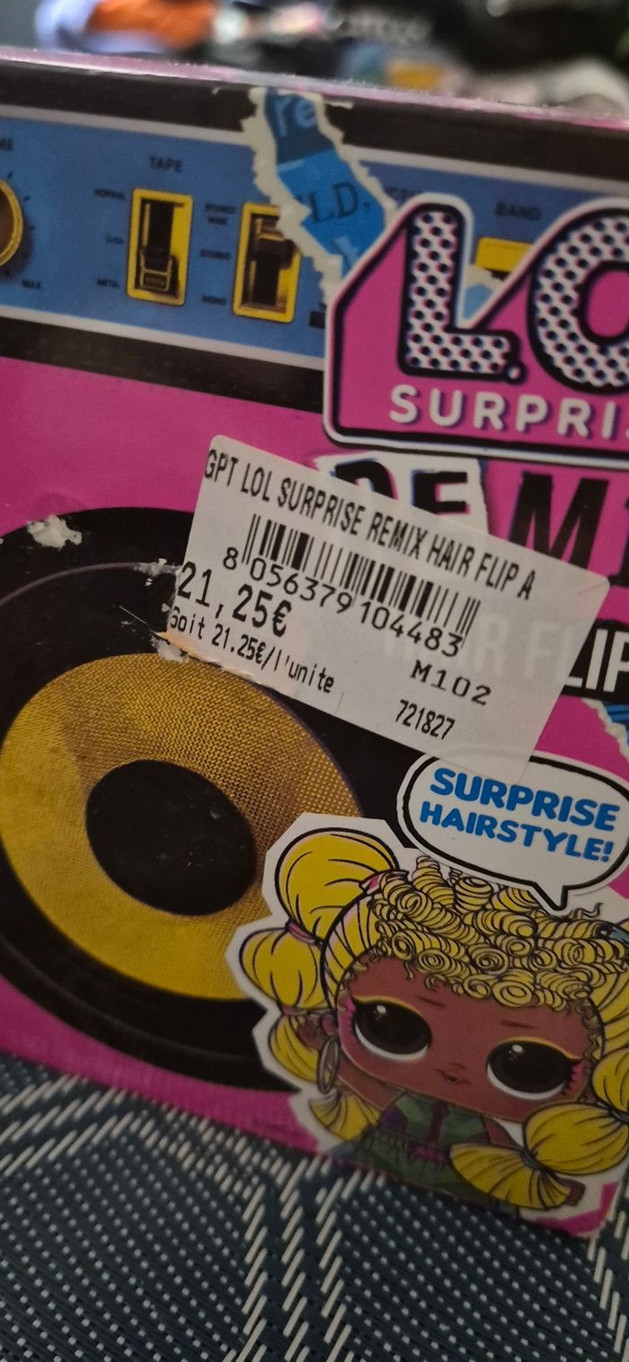 Boîte poupee LOL neuve