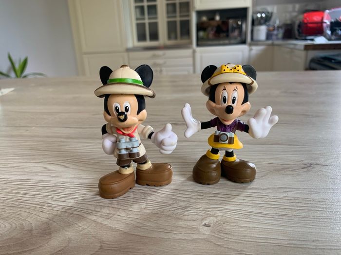Figurines Mickey et Minnie Disney  de 8 cm en caoutchouc - photo numéro 2