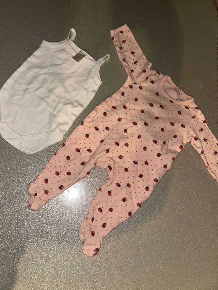 Grenouillère et body fille 6 mois
