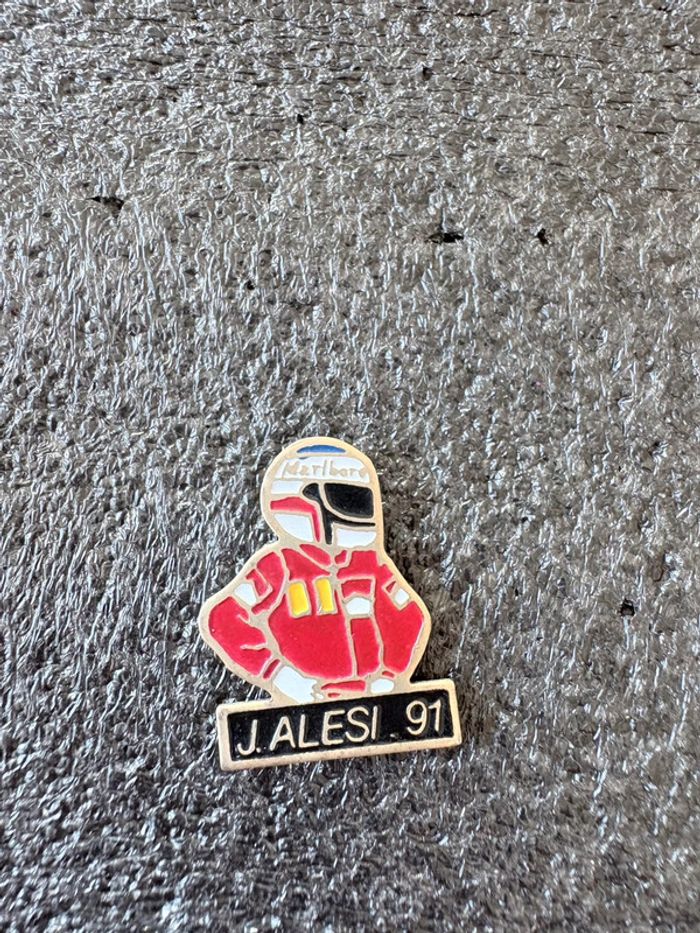 Pin’s Jena Alesi